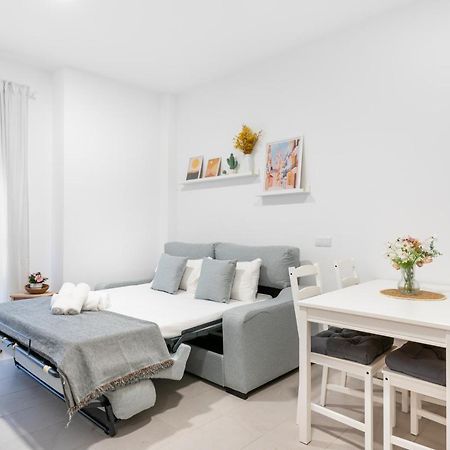 Wintowinrentals Superb New-Look Apartment Málaga Eksteriør bilde