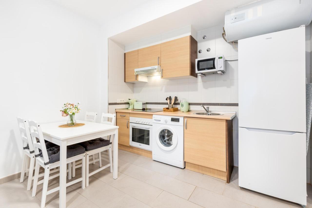 Wintowinrentals Superb New-Look Apartment Málaga Eksteriør bilde