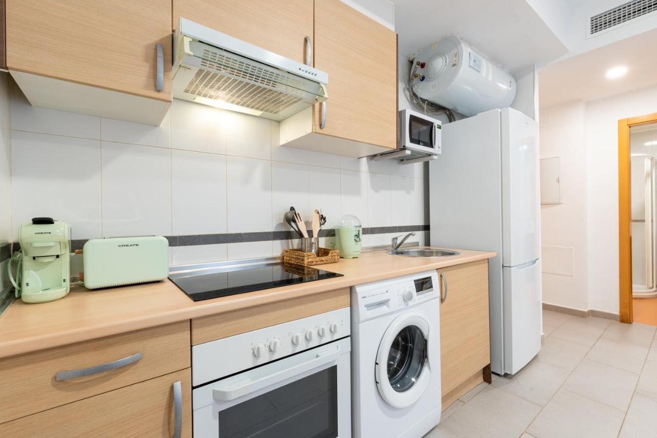Wintowinrentals Superb New-Look Apartment Málaga Eksteriør bilde